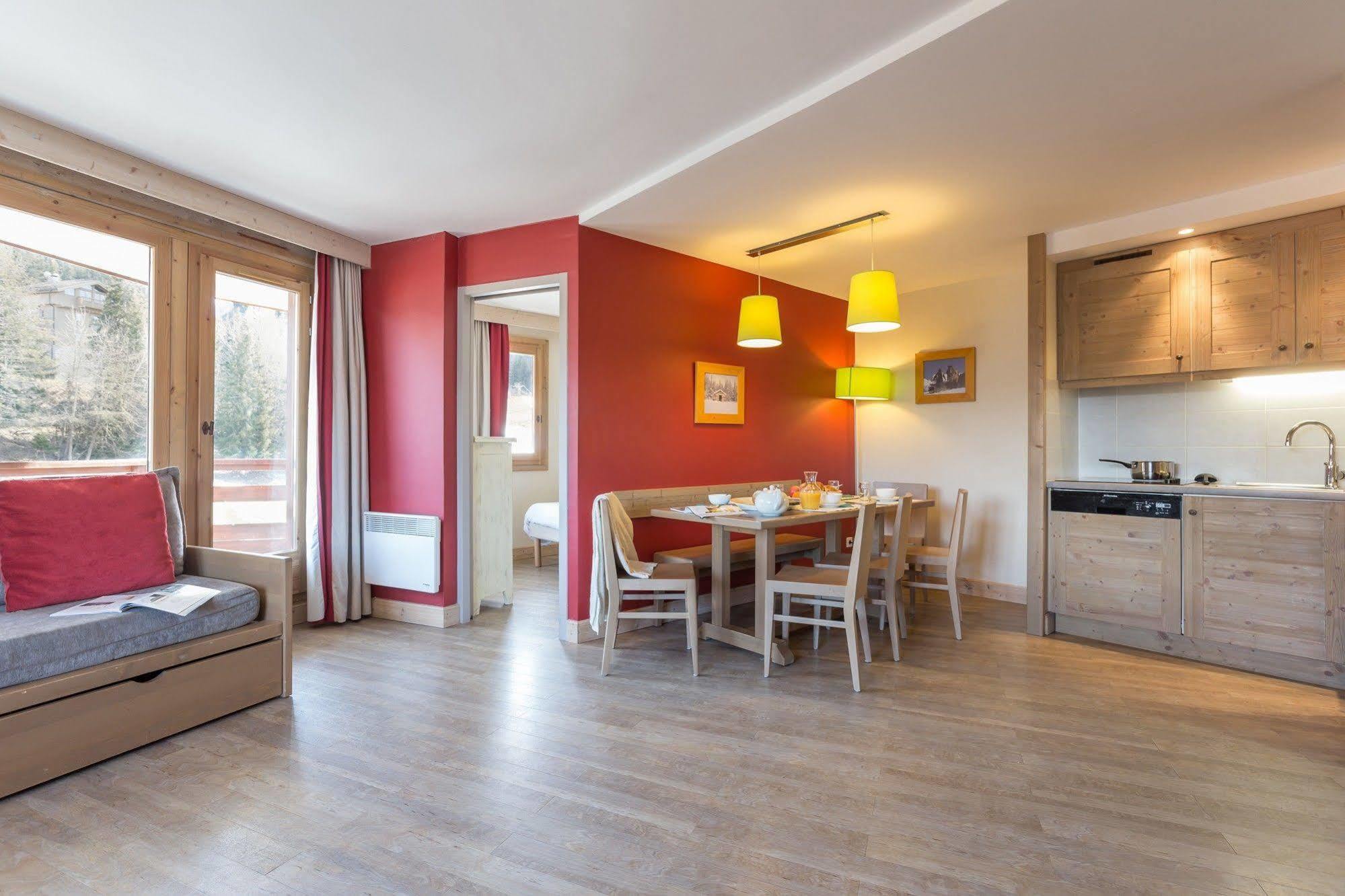Pierre & Vacances Residence Le Christiana La Tania Ngoại thất bức ảnh